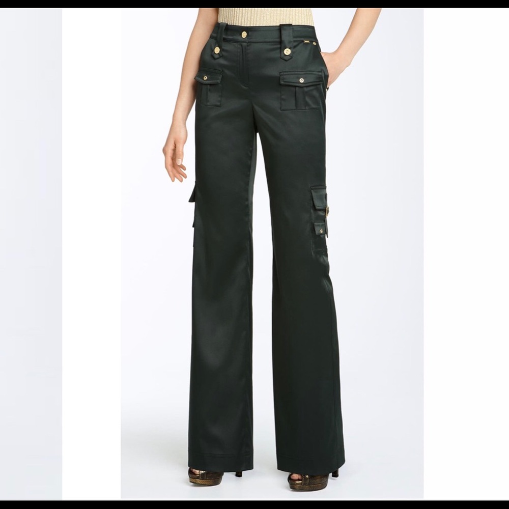St. John Collection Black Cargo Pants Size 6 EUC Designer Luxury Workwear